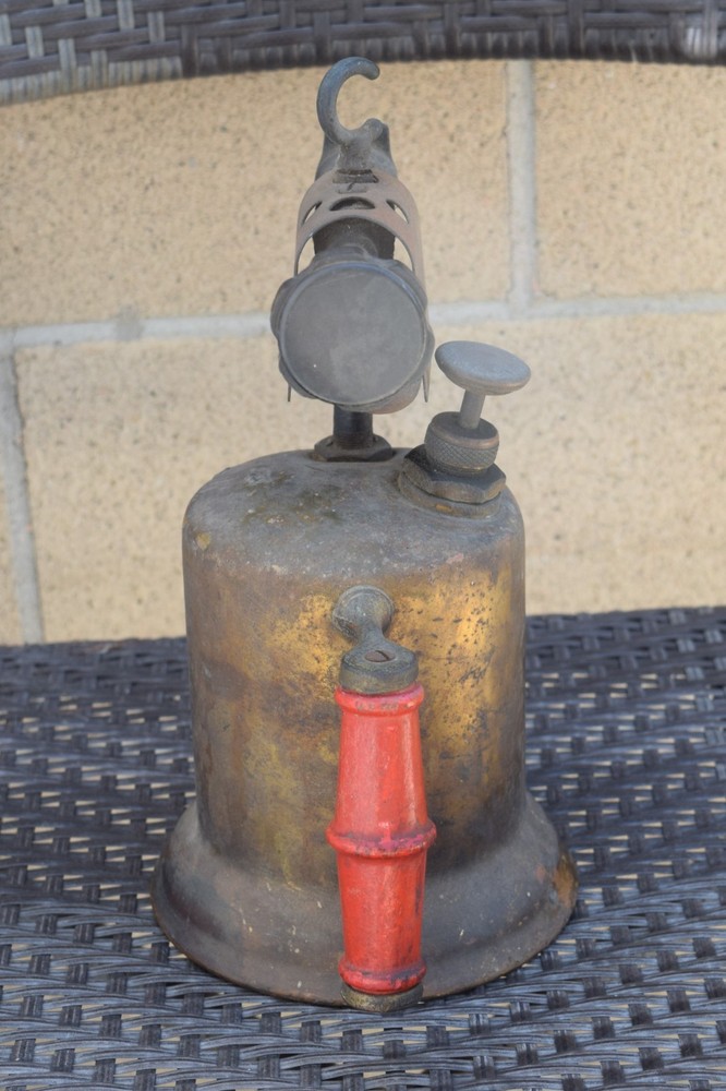 VINTAGE TURNER BRASS BLOW TORCH