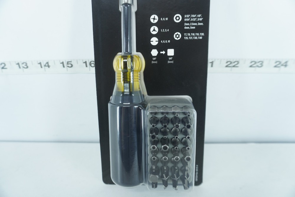 NEW - KLEIN TOOLS 32510 MAGNETIC SCREWDRIVER WITH 32 TAMPERPROOF BITS