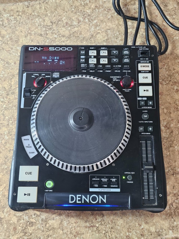 Denon DN-S5000 Digital CD Turntable DJ Controller *Missing Toggle Switch*
