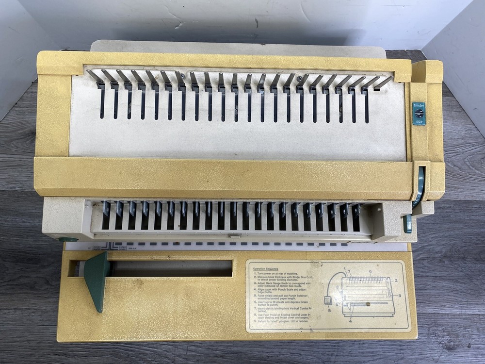 GBC Electric Binder Model 470-KM *Tested Works*