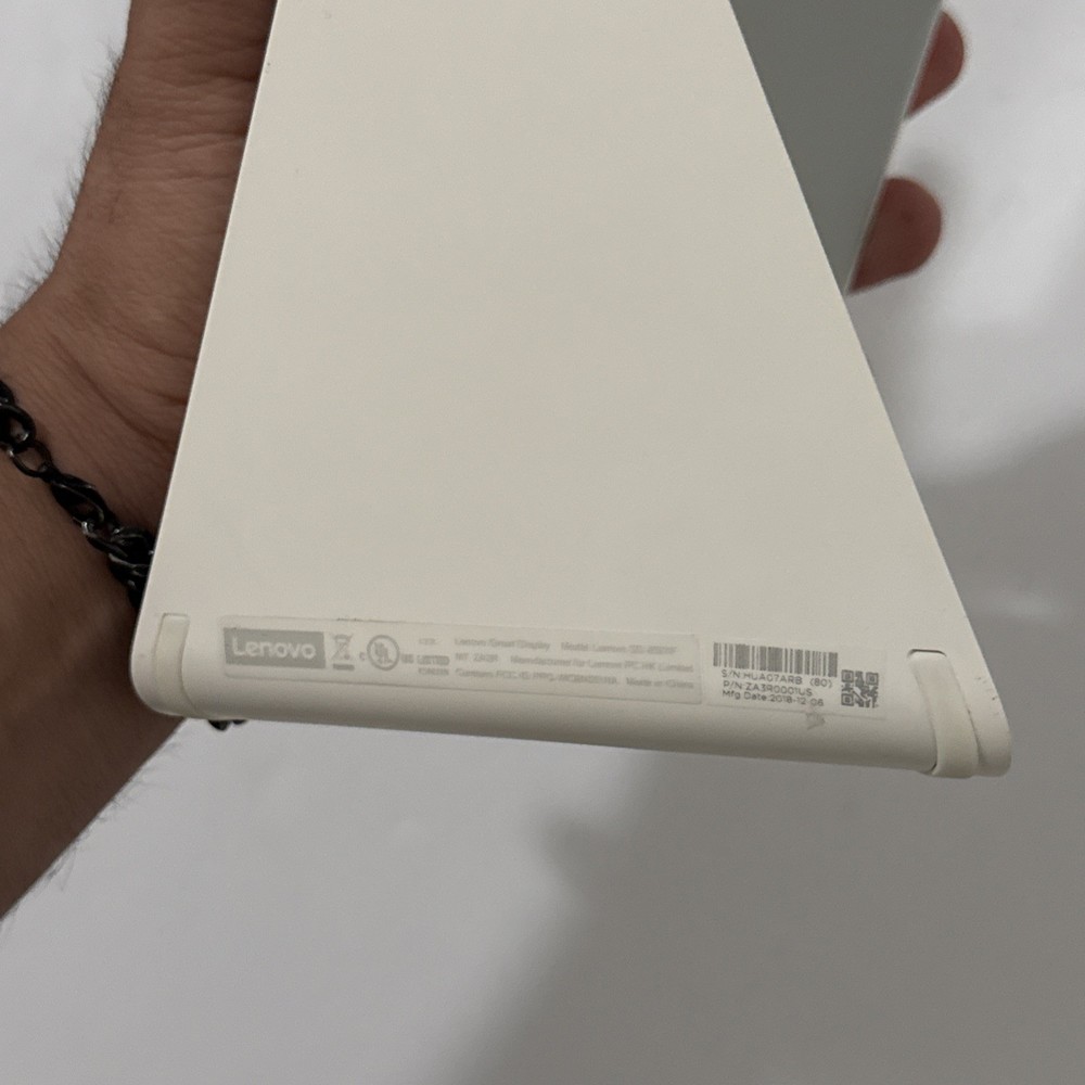 Lenovo 8" Smart Display (Model SD‑8501F) – With Google Assistant - Works