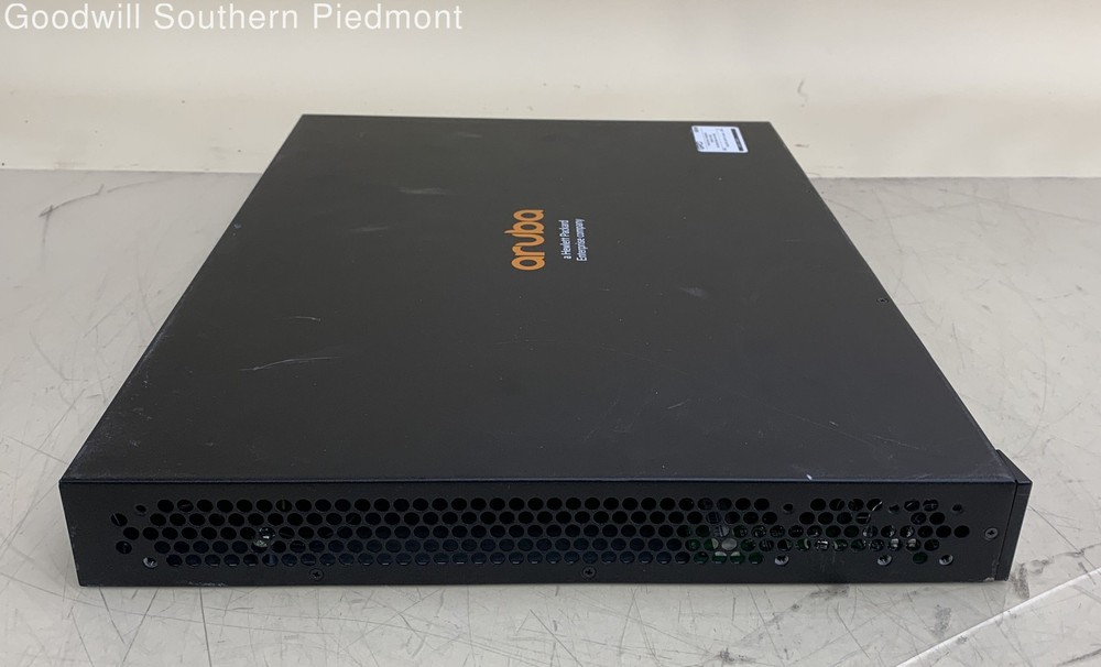 Aruba 2530-24G PoE+ Network Switch - Tested