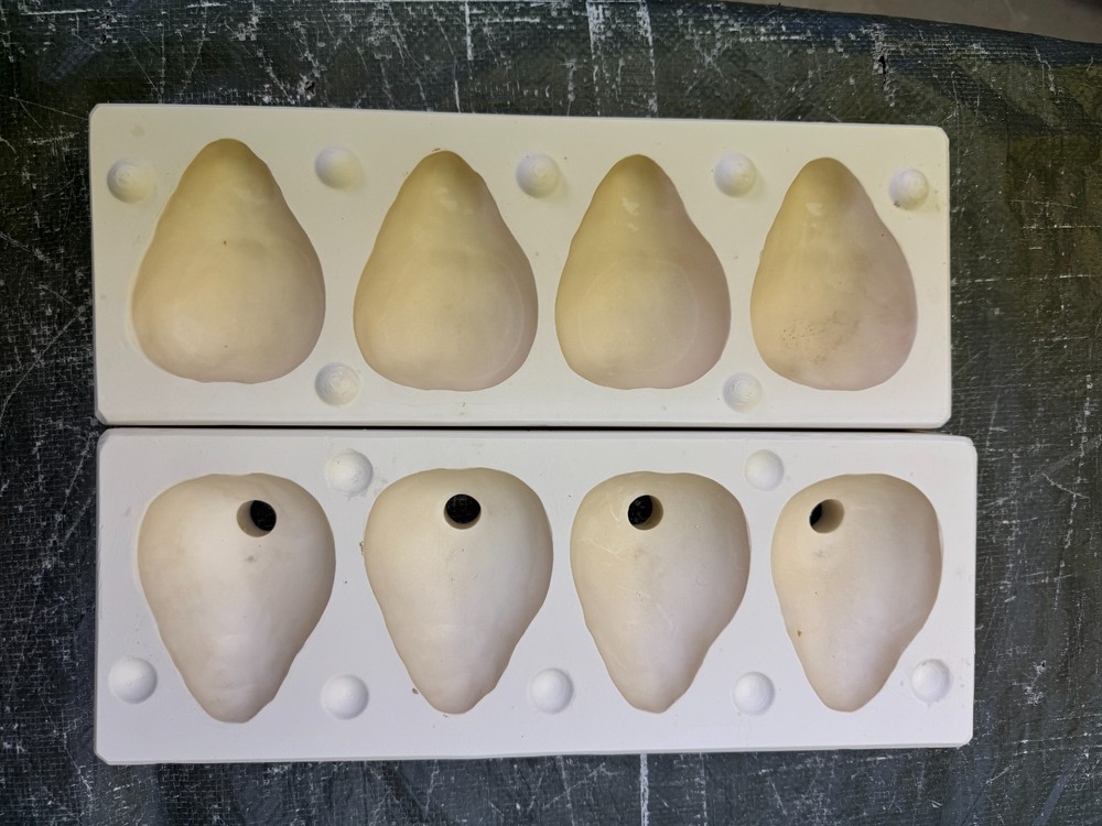 VINTAGE BOOTHE CERAMIC MOLD #647 PEARS
