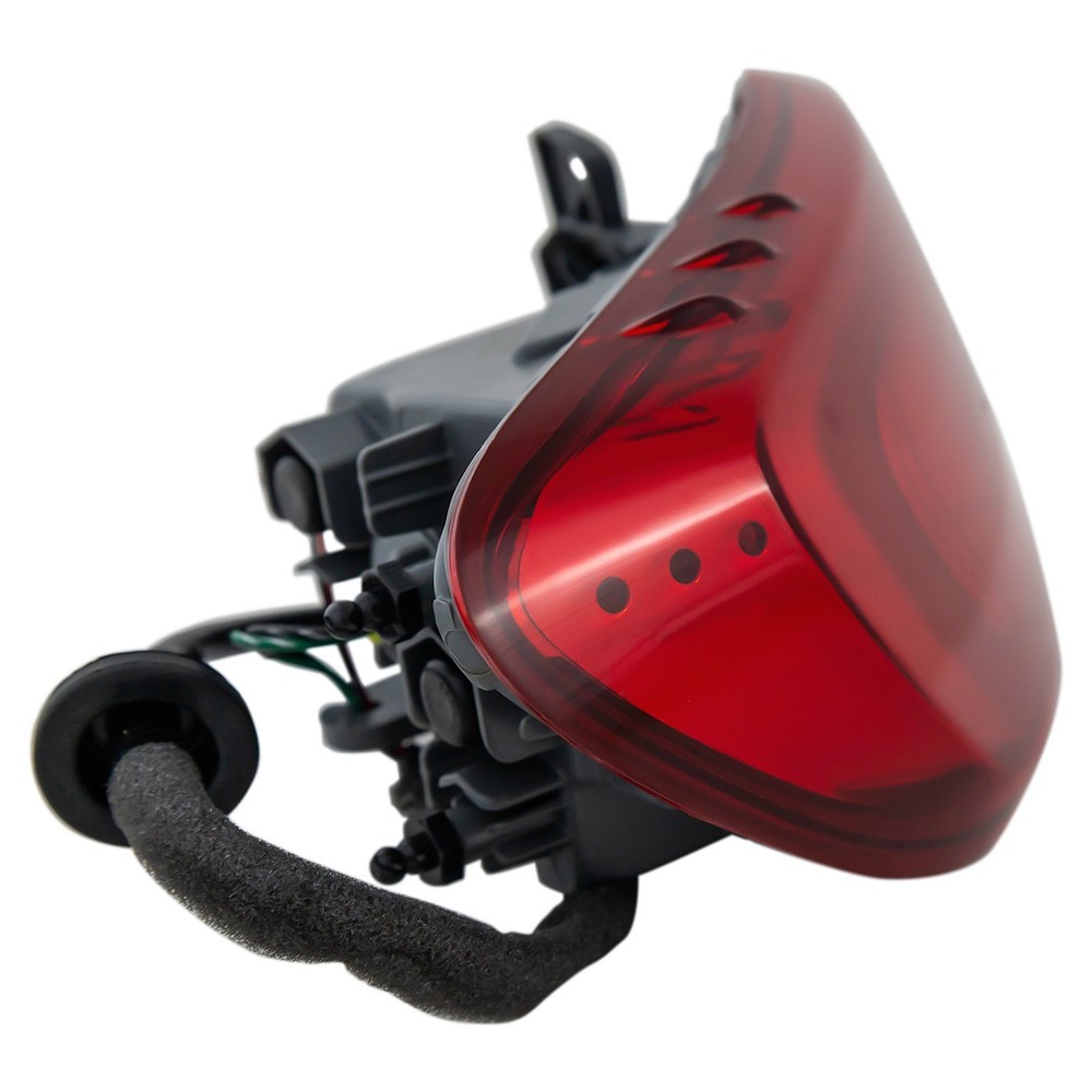 Tail Light Assembly outer For Chrysler 200 2015-2016 Driver Left Side 68110361AA