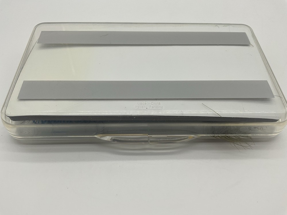Anglers Image Plastic Fly Box 77 Fly Capacity, Includes 13 Flies Vintage