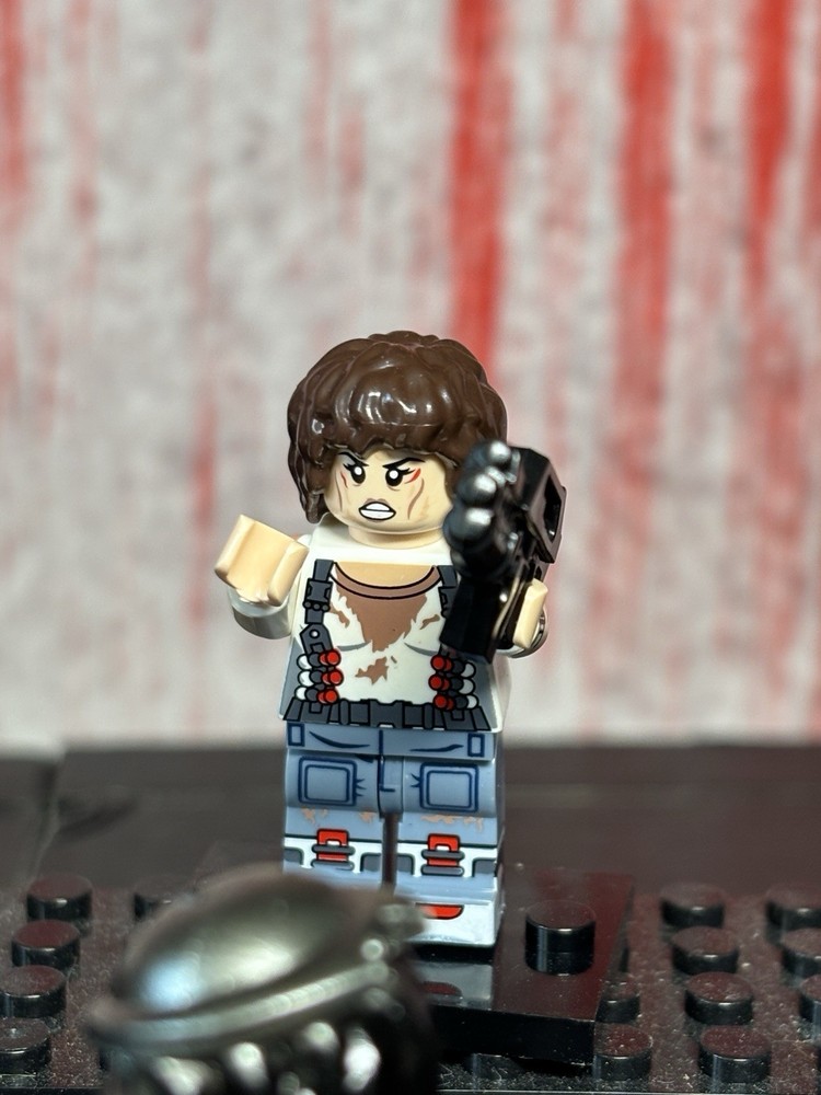 Horror Mini-Fig: Alien vs. Predator 4 Pack