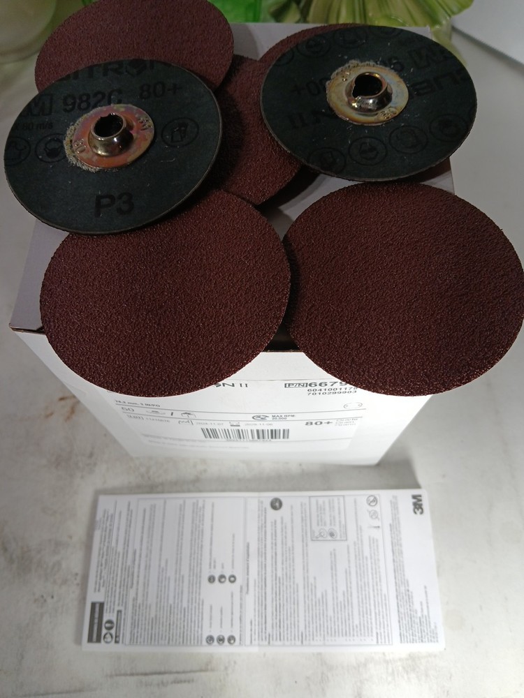 3M Cubitron II Quick Change Surface Conditioning RC Disc,    3" / 80+ grit-50ct.