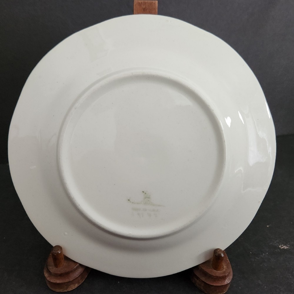Queen Esther By Homer Laughlin 4 Pc. Place Setting
