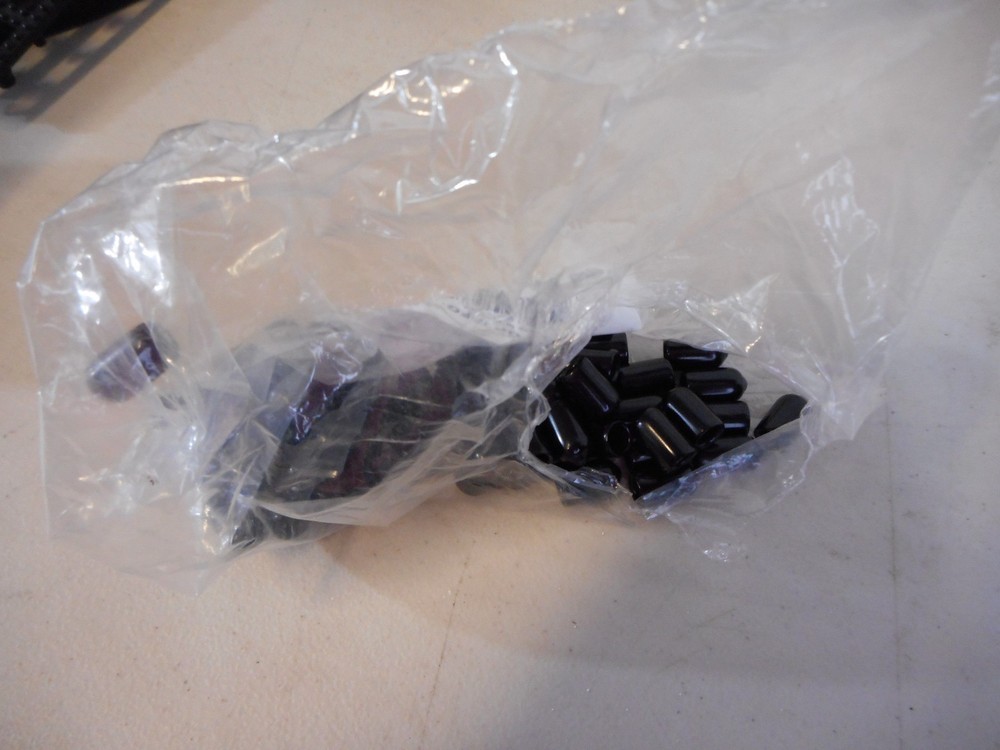 LOT OF MISC BAR/RESTAURANT ITEMS