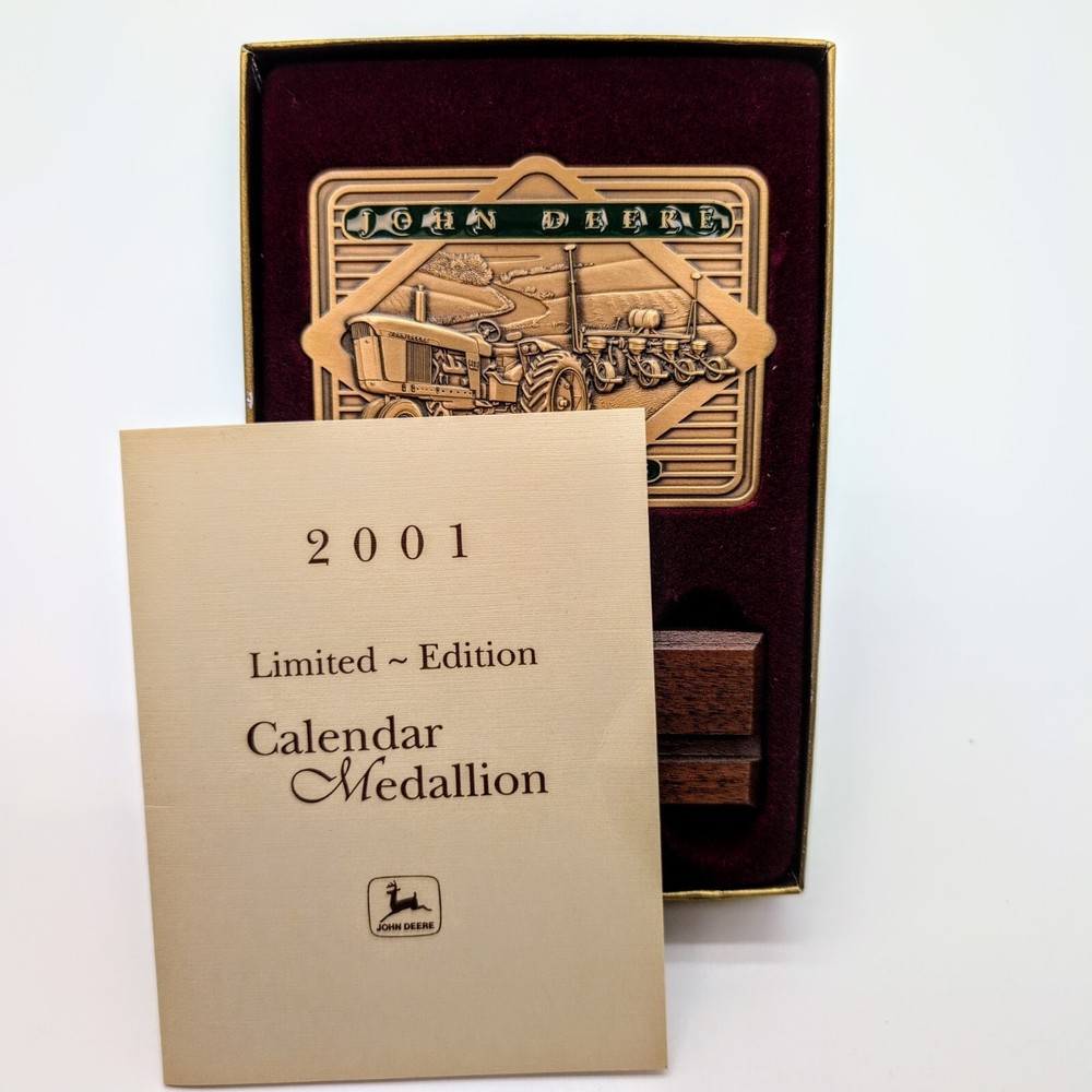 John Deere 2001 Calendar Medallion