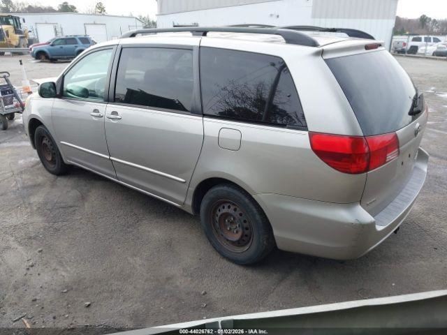 SIENNA 2005 Glove Box 4951090
