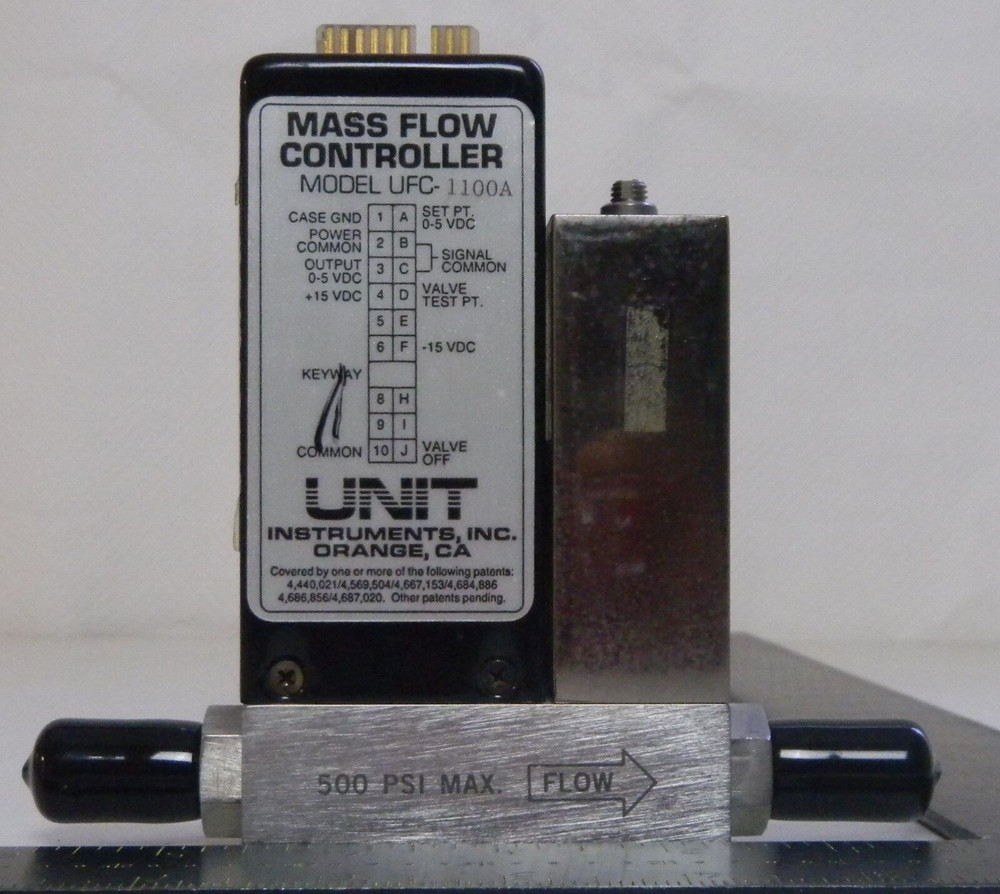 Unit UFC-1100A Mass Flow Controller, Gas- N2,Range- 500sccm, Used