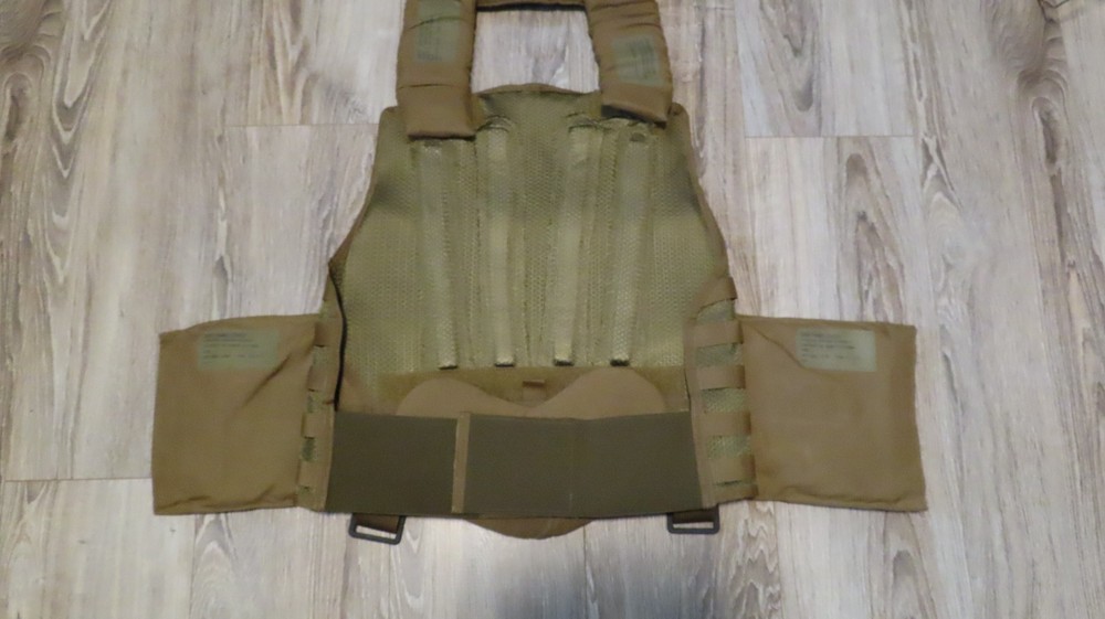 Medium Body Armor Fragmentation Protective Combat with inserts and extras