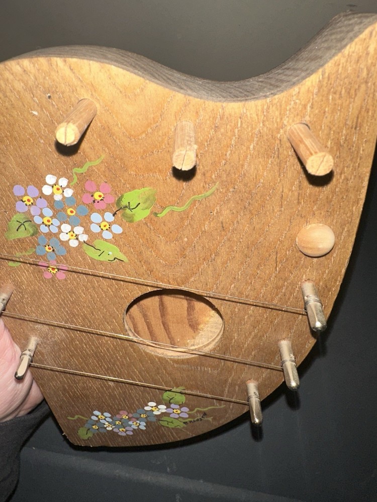 Hand Painted Door Harp Floral Missing Strings P. Hansen