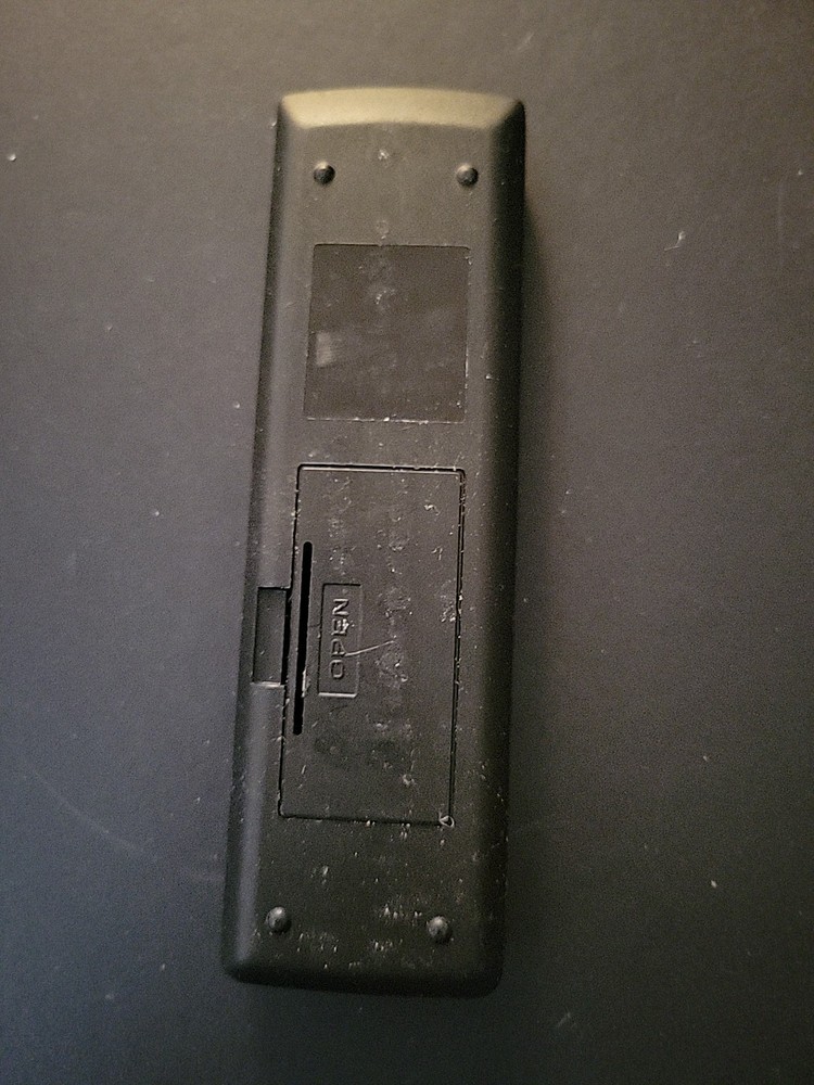 Pioneer remote control model CU-PD048 *