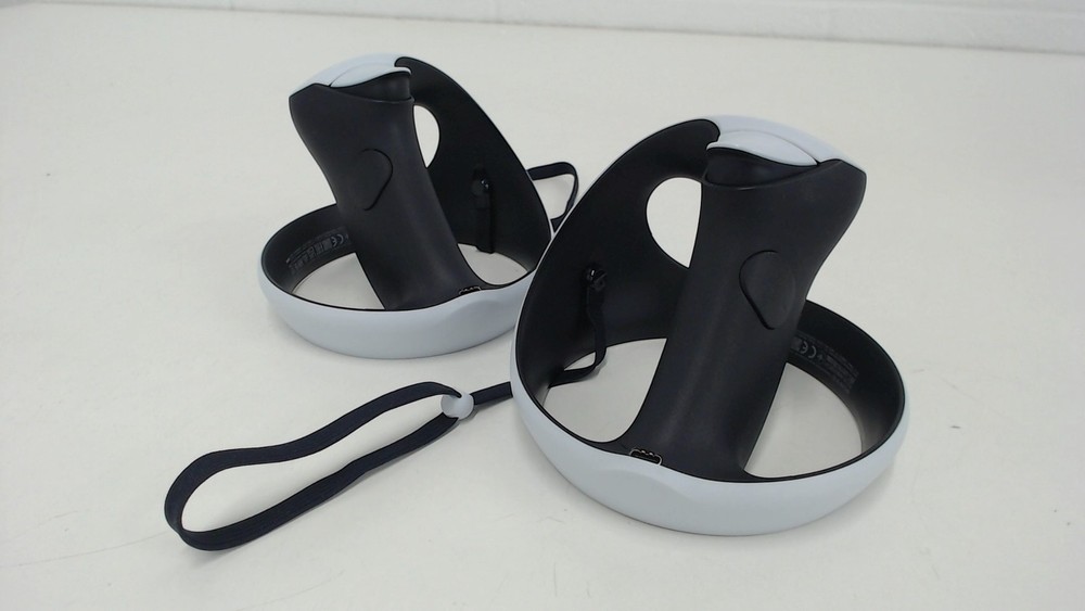 Sony PlayStation VR2 -Headset and Controller Only (PSVR2) *NO CODE* PC1722439