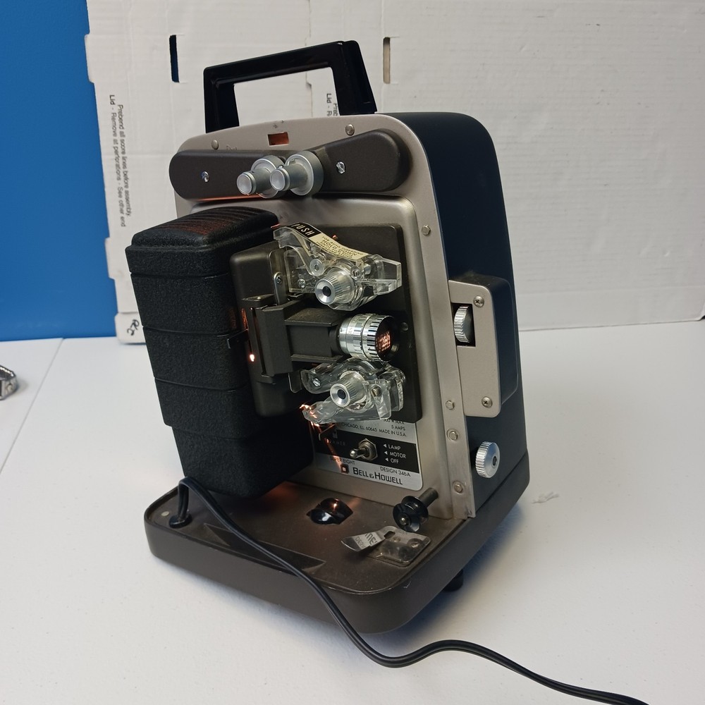 Vintage Bell & Howell Super 8mm Autoload Projector Model 346A