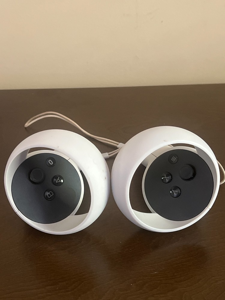 GENUINE Oculus Meta Quest 2 VR Controller Pair - Left and Right Controllers ONLY