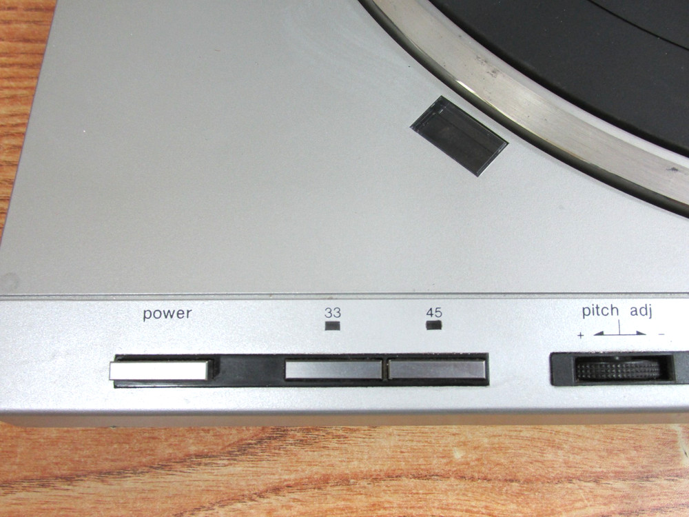 Technics SL-DL1 Direct Drive Linear Tracking Turntable-
