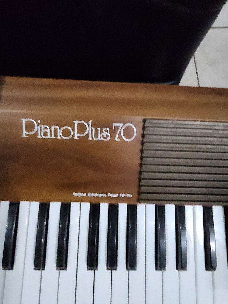 Piano Plus 70 Roland