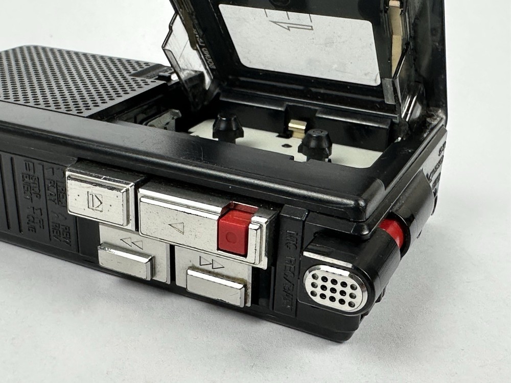 Panasonic RN-125 Microcassette Recorder - Not Fully Working