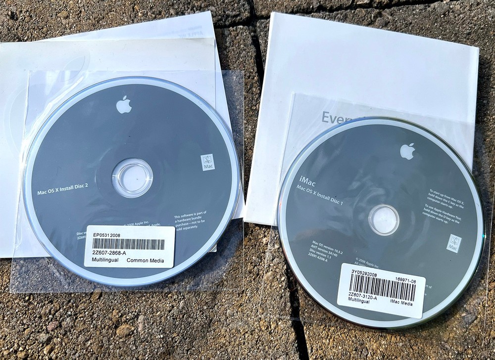Mac OS X Install Discs Set of 2 -2008 Version 10.5.2 Preowned