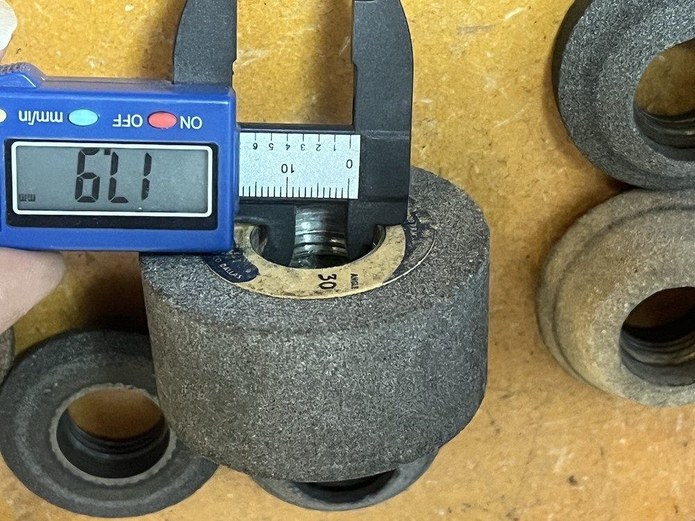 GORTON GRINDER WHEELS ~