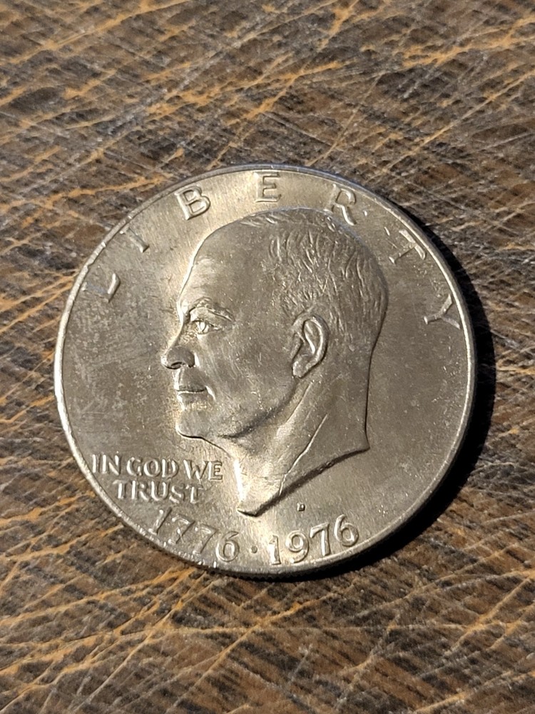 1976-D Eisenhower (Ike) Dollar - Bicentennial - Very Fine