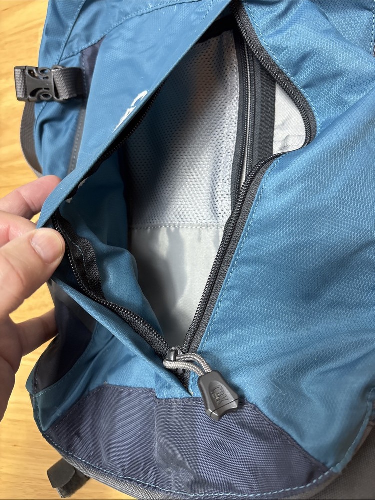 Camelbak Cloud Walker Backpack Hydration Hiking Teal Blue No Bladder