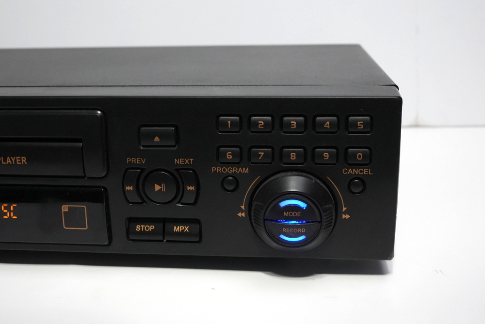 RSQ NEO-22 MULTI-FORMAT KARAOKE PLAYER TESTED WORKING