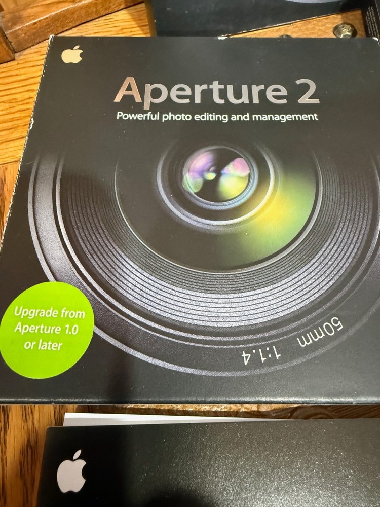 Adobe Photoshop CS3 MAC UPGRADE CD with Serial Number, Getting Started Guide