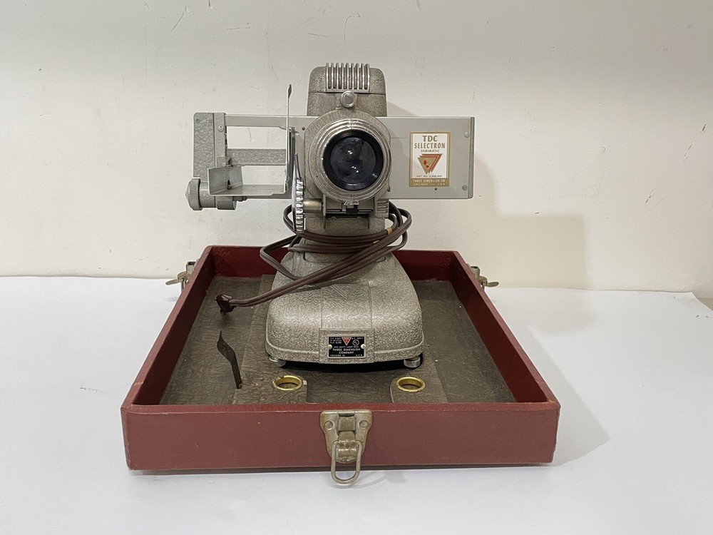 TDC VIVID Selectron ~ Slide Projector Deluxe ~ Model D ~ in Carrying Box ~ WORK