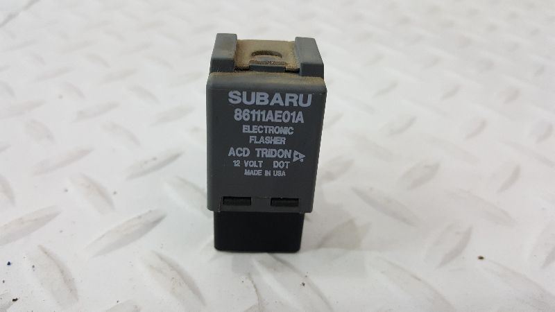 2000 Subaru Outback Electronic Flasher