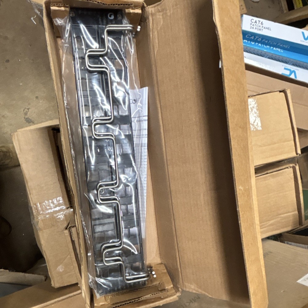 CommScope CPP-UDDM-M-2U-48 19 inch patch panel