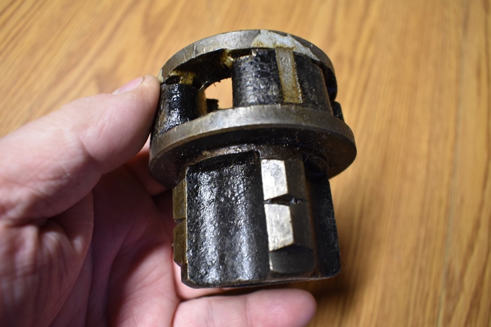 Ridgid Type Pipe Threader Die Head w/ 3/4" NPT Dies