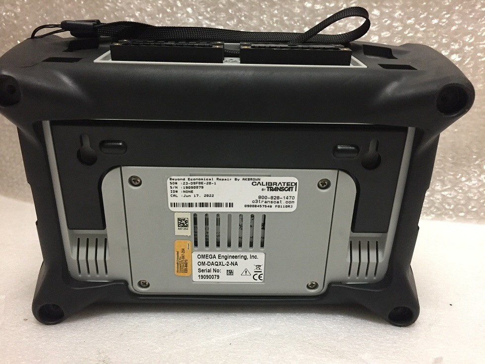 Omega Engineering OM-DAQXL-2-NA 8 or 16 Channel Universal Input Touch Screen Dat