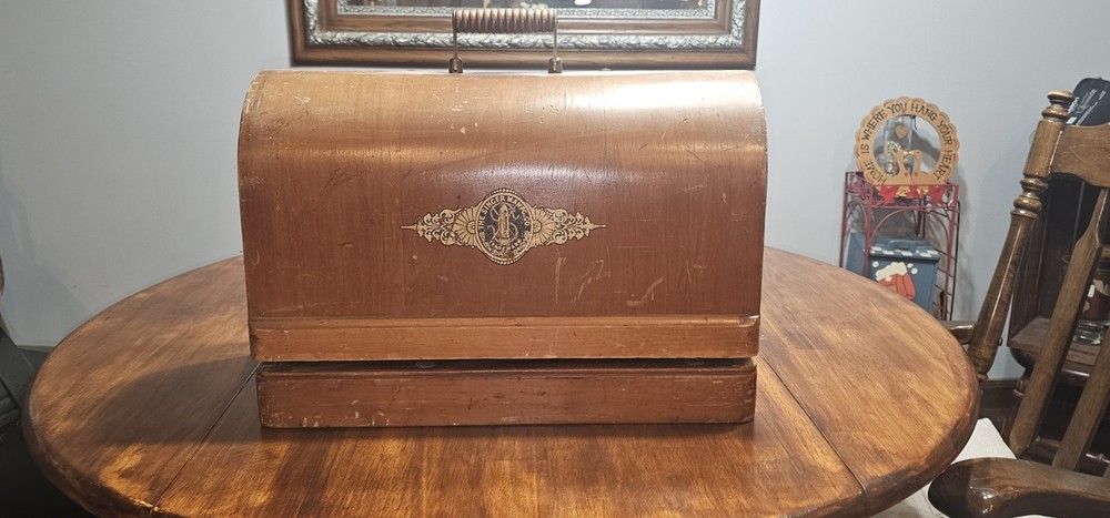 Singer Sewing Machine