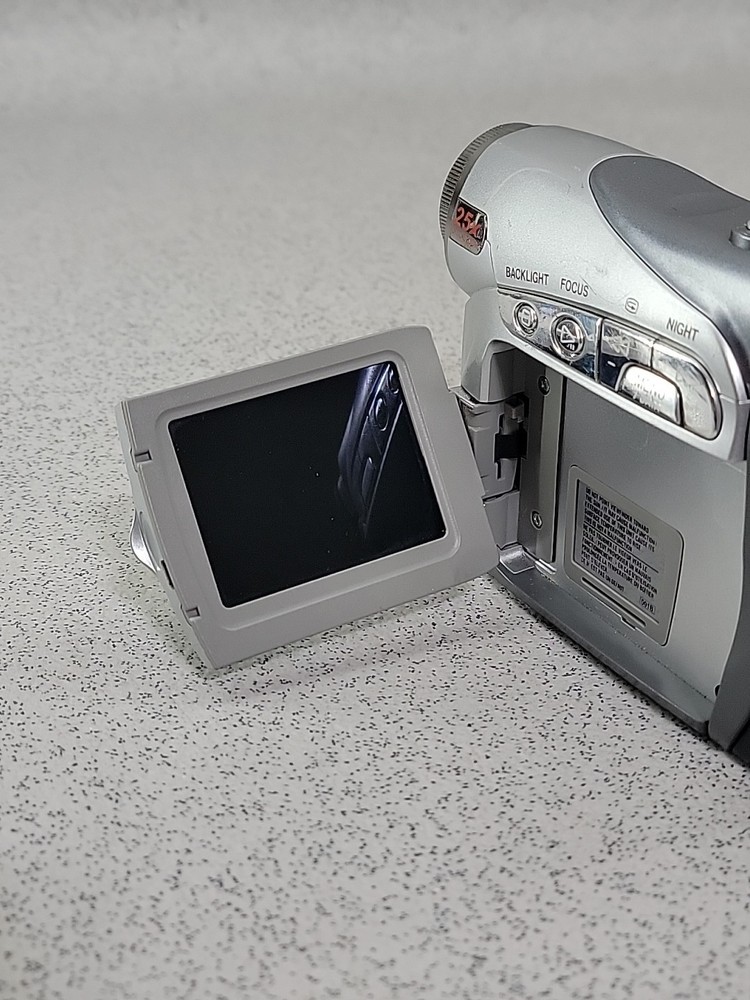 JVC GR-D240EK MiniDV Camcorder Untested Camera Only