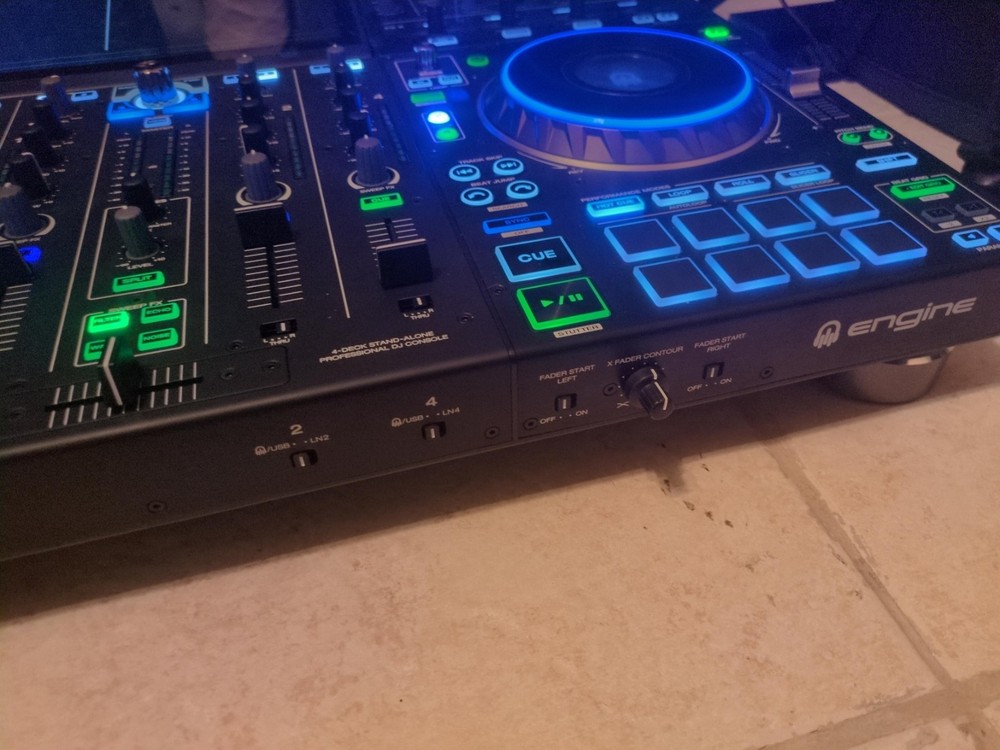 Denon DJ PRIME 4 Standalone 4-Deck DJ Controller - Black with Cover