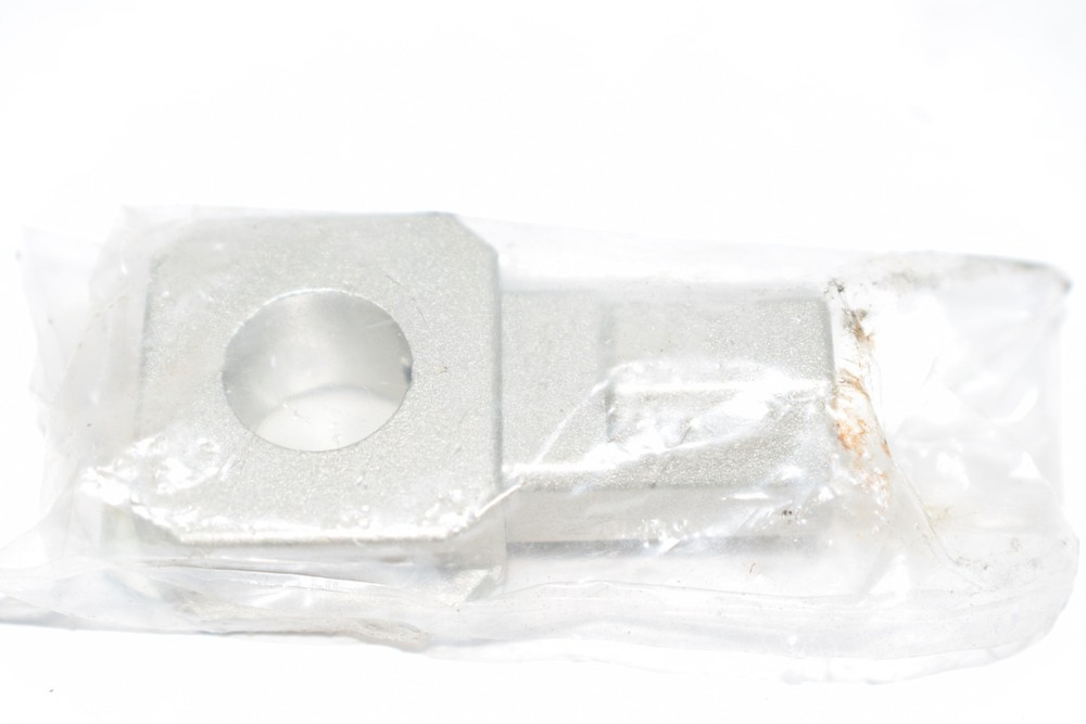 NEW SMC Y310-N02 T-TYPE SPACER