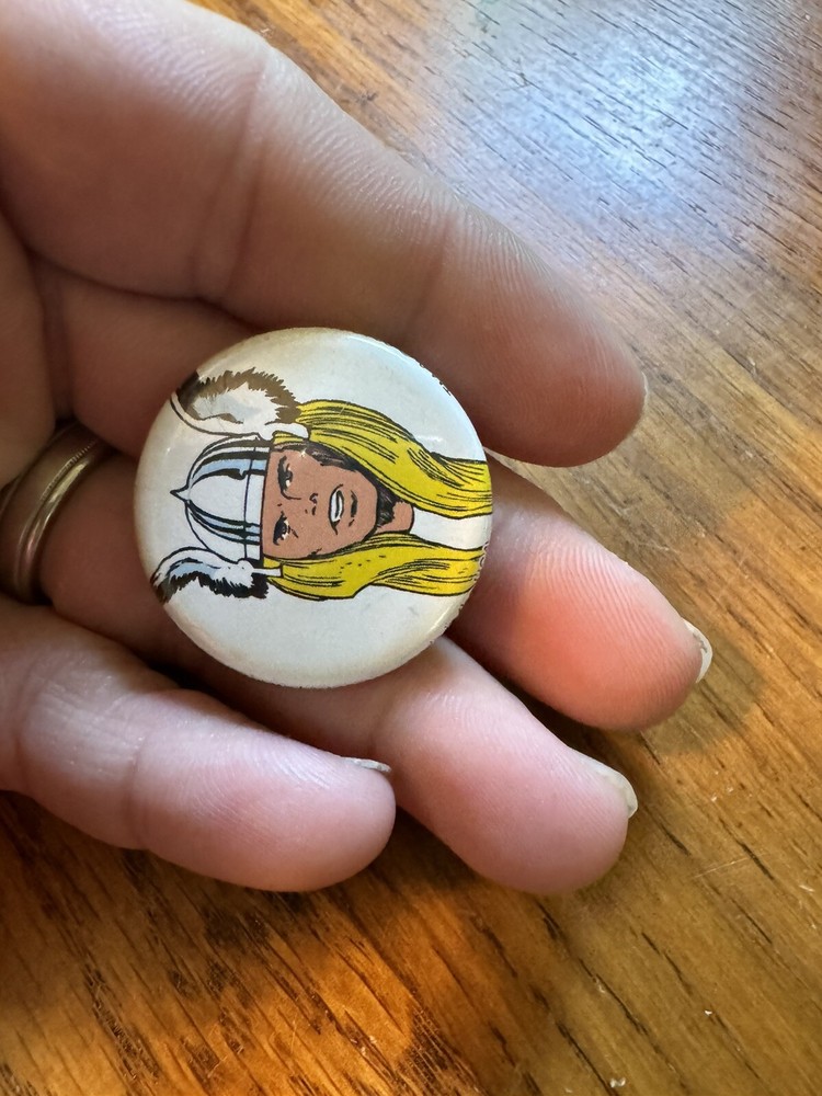 Thor Pinback Button - 2010 Marvel Comics.