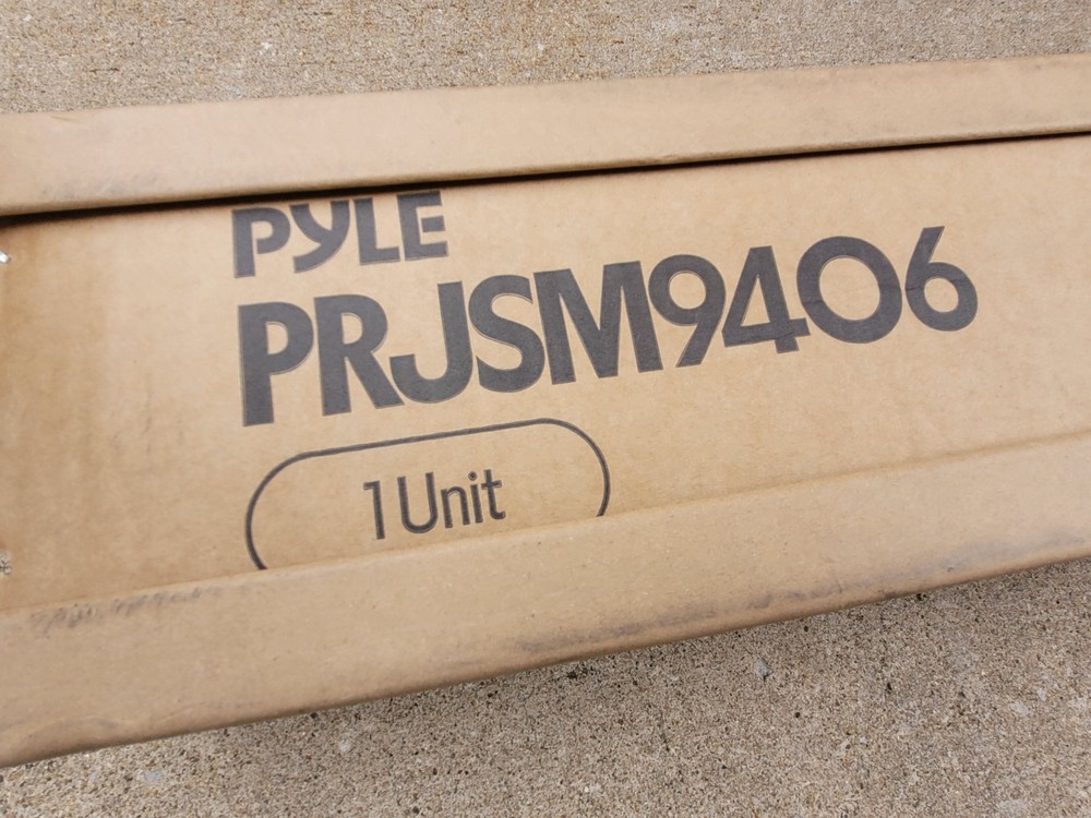 New PRJSM9406 84" Roll & Pull Down Manual Projection Screen (50.3"x67.3") White