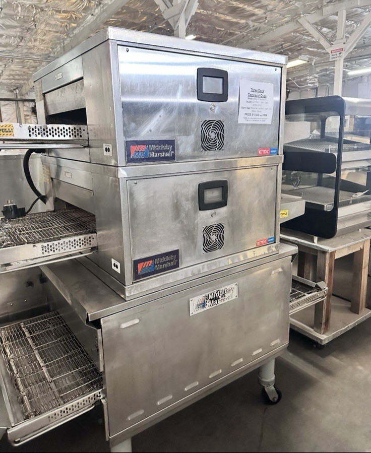 Three Deck Conveyor Oven  MIDDLEBY MARSHALL 208volts 1-3 Phase