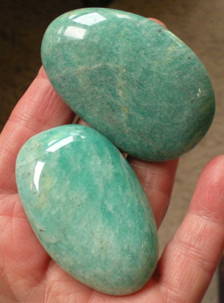 Amazonite  - 2 Palmstones sc922c