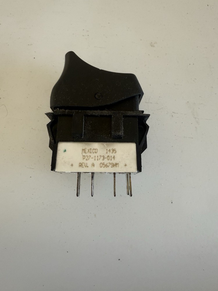 KENWORTH Sleeper Bunk Dome Light Rocker Switch P27-1173-014