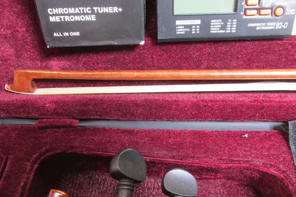 MENDINI by CECILIO VIOLIN w/ BOW, CASE, TUNER & NEW STRINGS