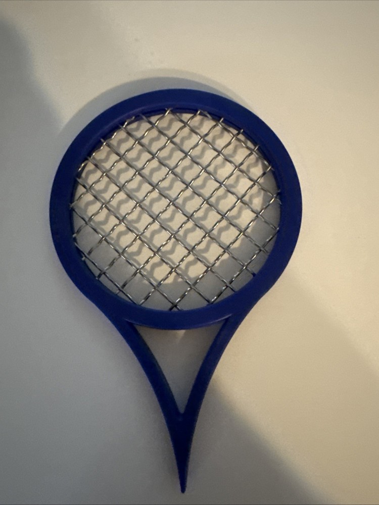 Blue Twist It Up Comb - Preowned