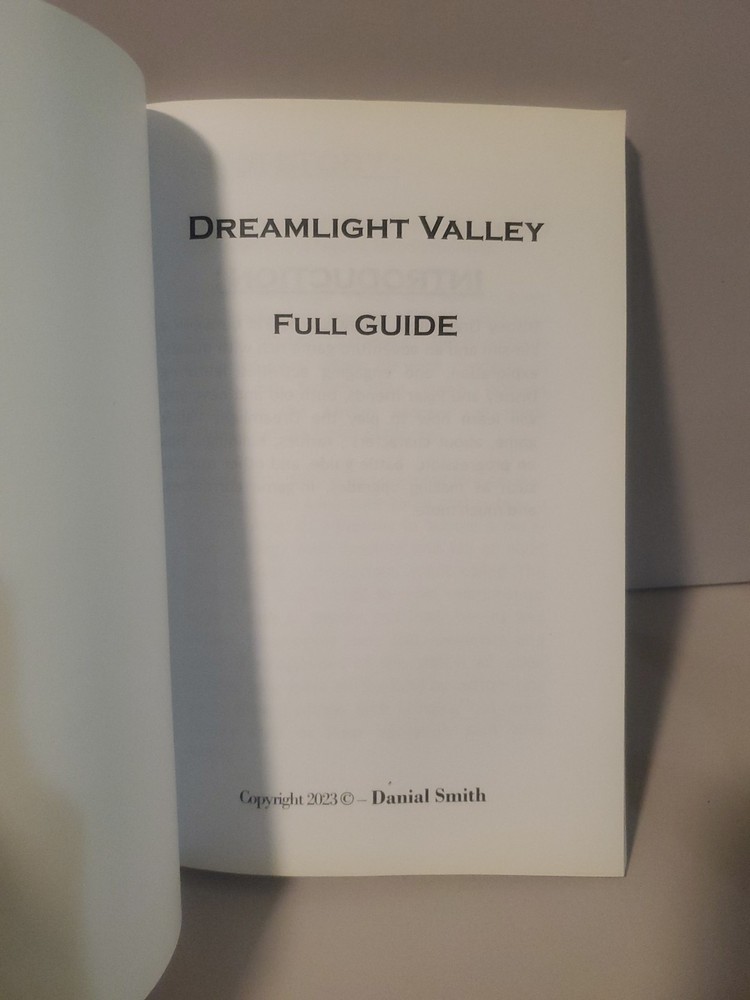 Dreamlight Valley Guide: The Complete Official Strategy Guide & Walkthrough...