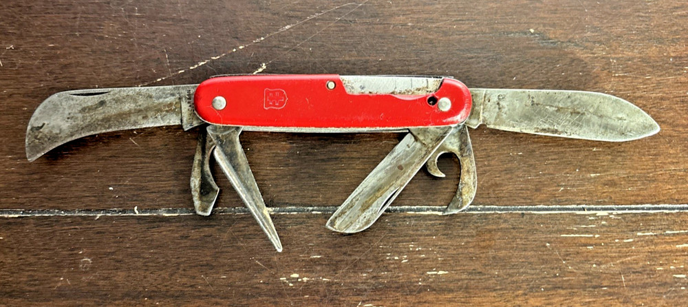 Mountain Quick Colonial Vintage  Army Knife (READ)