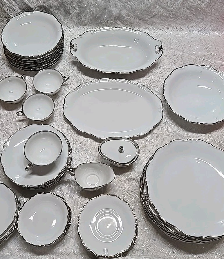 53 Pc Bavaria Tirschenreuth Silver Scroll Scalloped Dinnerware Set Pasco White